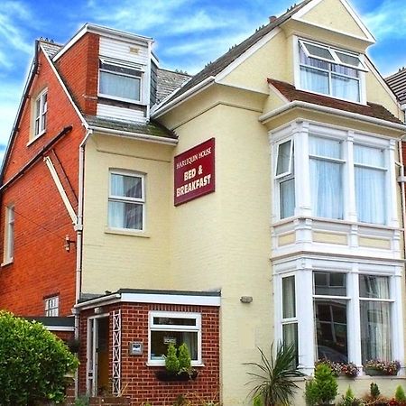 Harlequin Guest House With Parking Weymouth Exterior photo